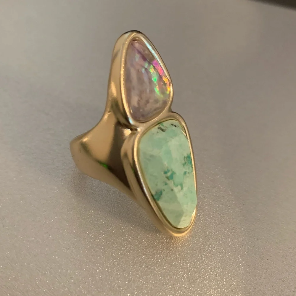 NWOT Kendra Scott Margot Gold Cocktail Ring